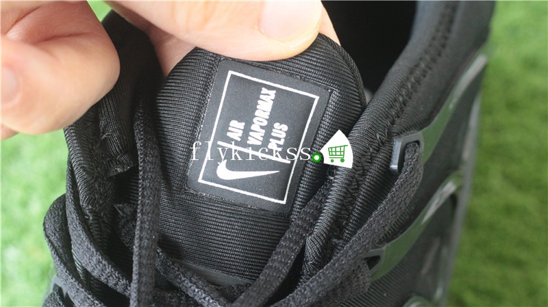 Nike Air Vapormax Plus Triple Black